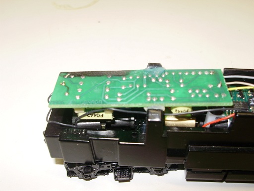 An electronic track cleaning module