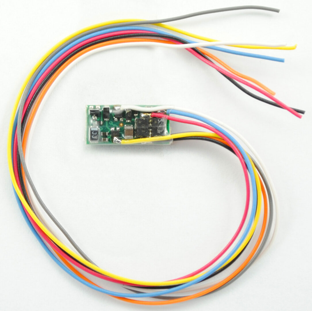 Picture of DCC decoder 7 inch wire leads