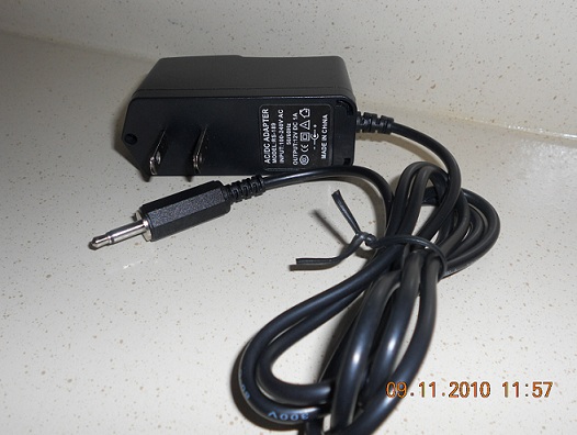12volt power supply with a plug image